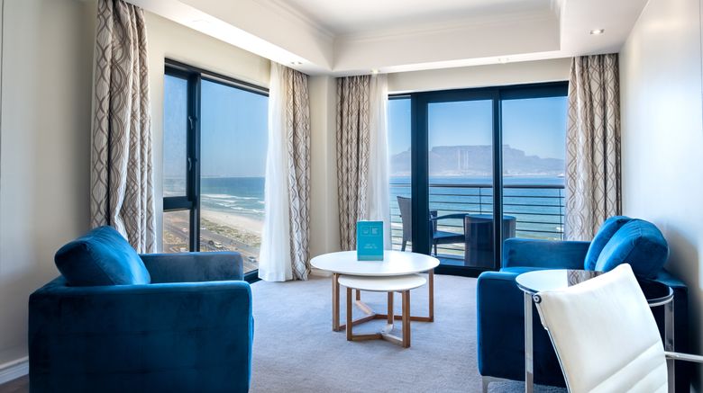 <b>Blaauwberg Beach Hotel Suite</b>. Images powered by <a href="https://www.leonardoworldwide.com/" title="Leonardo Worldwide" target="_blank">Leonardo</a>.
