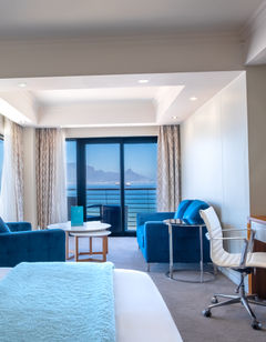 Blaauwberg Beach Hotel