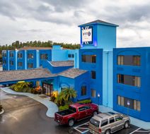 Spot X Hotel Tampa - Wesley Chapel Exterior