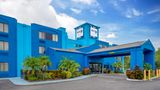 Spot X Hotel Tampa - Wesley Chapel Exterior