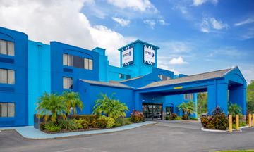 Spot X Hotel Tampa - Wesley Chapel