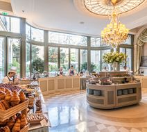 Ritz Paris Exterior