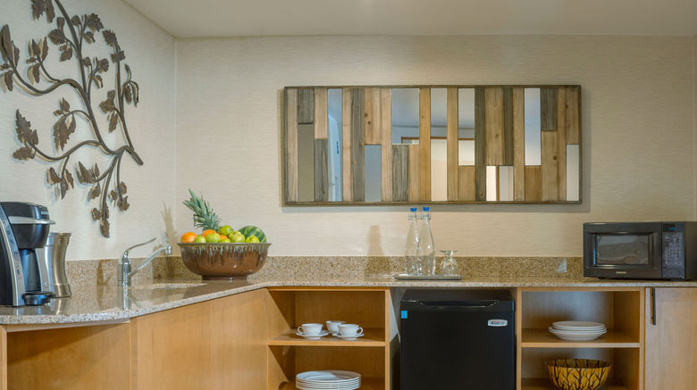 <b>High Peaks Resort Suite</b>. Images powered by <a href="https://www.leonardoworldwide.com/" title="Leonardo Worldwide" target="_blank">Leonardo</a>.
