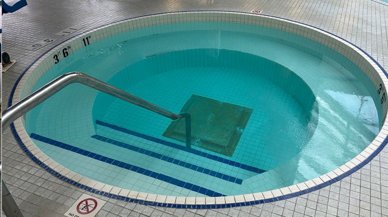 <b>Crowne Plaza Hotel Minneapolis West Pool</b>. Images powered by <a href="https://www.leonardoworldwide.com/" title="Leonardo Worldwide" target="_blank">Leonardo</a>.