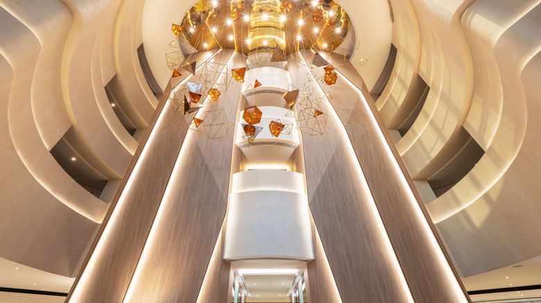<b>Sheraton Mall of the Emirates Hotel Lobby</b>. Images powered by <a href="https://www.leonardoworldwide.com/" title="Leonardo Worldwide" target="_blank">Leonardo</a>.