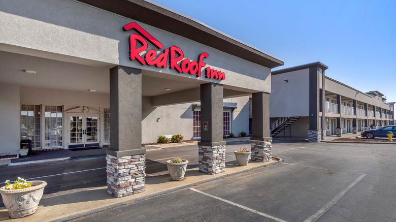 Red Roof Inn Dunn Exterior. Images powered by <a href="https://www.leonardoworldwide.com" target="_blank" rel="noopener">Leonardo</a>.