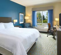 Four Points by Sheraton Williston Room