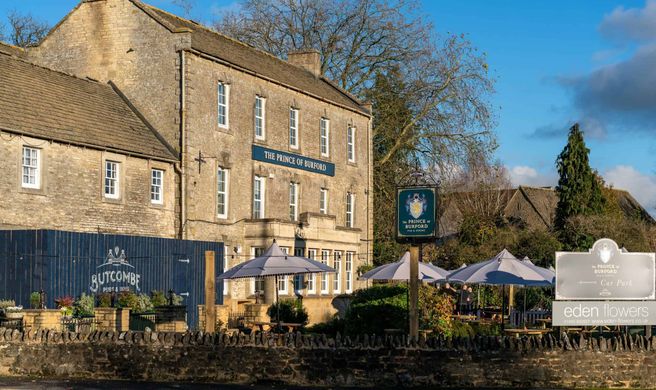 The Cotswold Gateway Hotel Exterior