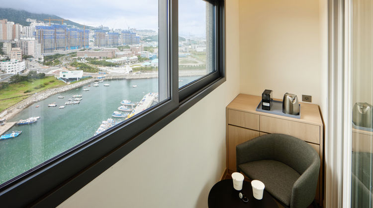 Citadines Connect Hari Busan Exterior