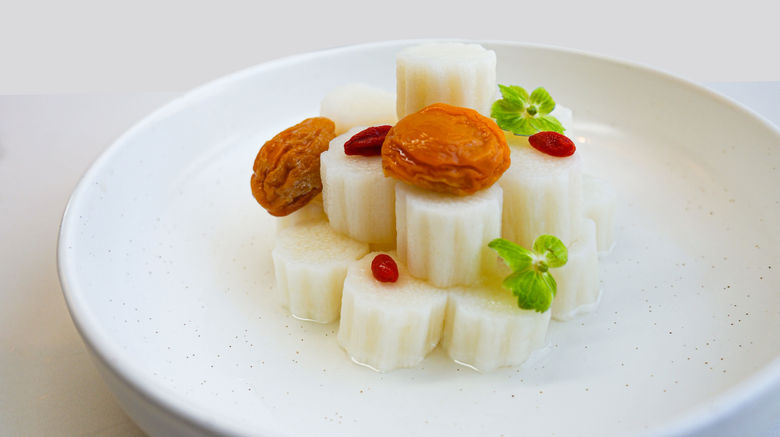 <b>Crowne Plaza Dalian Xinghai Restaurant</b>. Images powered by <a href="https://www.leonardoworldwide.com/" title="Leonardo Worldwide" target="_blank">Leonardo</a>.