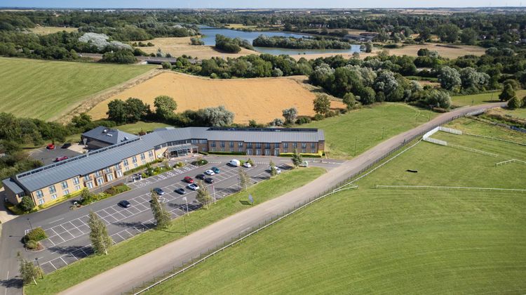 Holiday Inn Huntingdon Racecourse Exterior