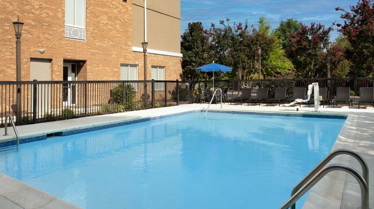 Holiday Inn Express & Suites Greensboro Pool
