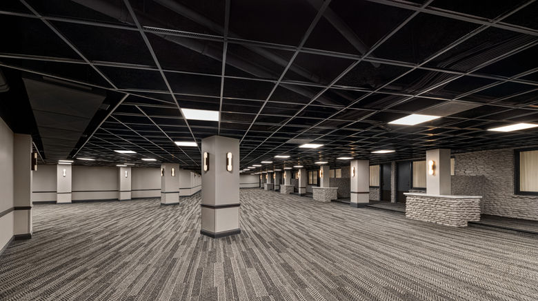 <b>Crowne Plaza Louisville-Arpt Expo Ctr Lobby</b>. Images powered by <a href="https://www.leonardoworldwide.com/" title="Leonardo Worldwide" target="_blank">Leonardo</a>.