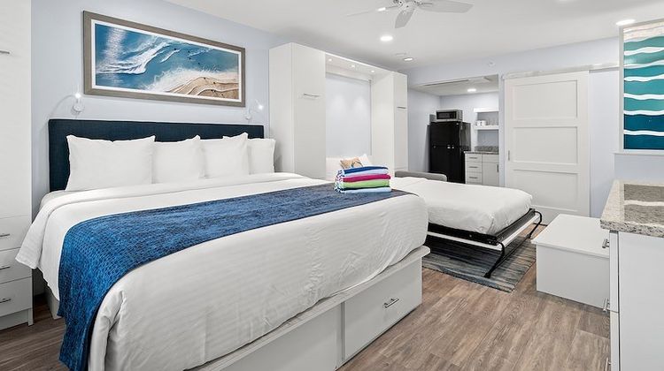 Silver Surf Gulf Beach Resort Suite