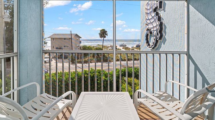 Silver Surf Gulf Beach Resort Room