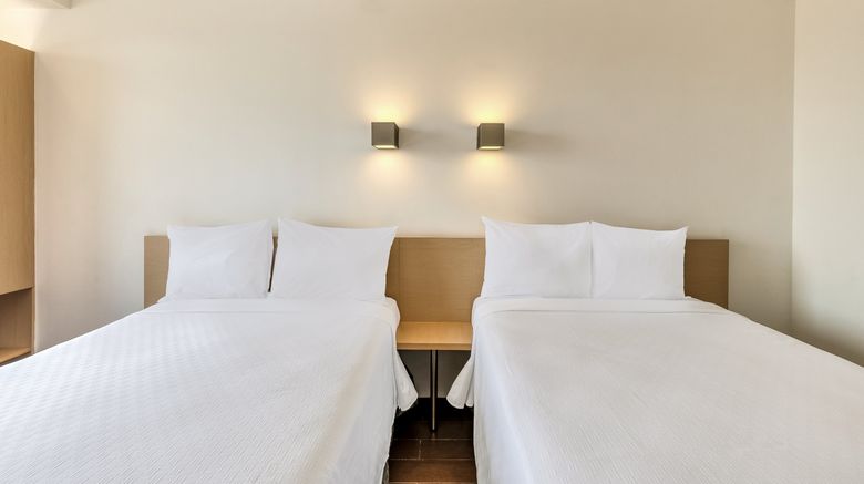 <b>One Salina Cruz Room</b>. Images powered by <a href="https://www.leonardoworldwide.com/" title="Leonardo Worldwide" target="_blank">Leonardo</a>.
