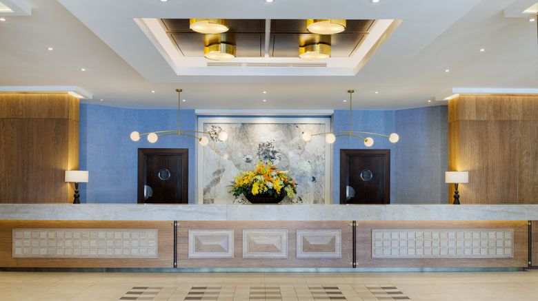<b>Crowne Plaza London-Gatwick Airport Exterior</b>. Images powered by <a href="https://www.leonardoworldwide.com/" title="Leonardo Worldwide" target="_blank">Leonardo</a>.