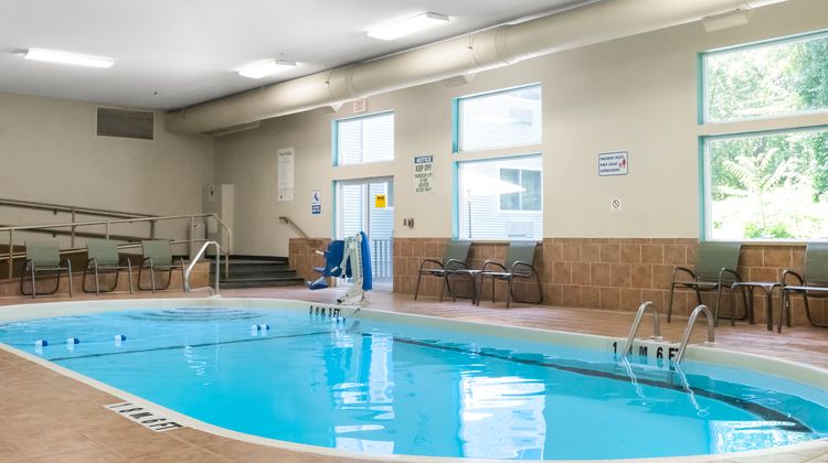 Holiday Inn Express Pool