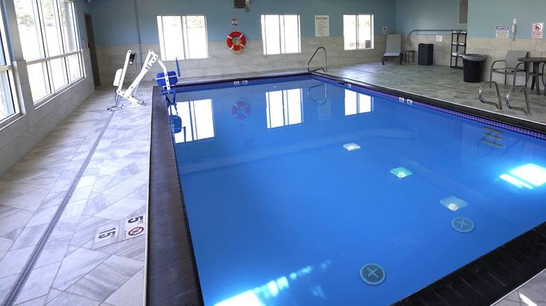 <b>Holiday Inn Express Pool</b>. Images powered by <a href="https://www.leonardoworldwide.com/" title="Leonardo Worldwide" target="_blank">Leonardo</a>.