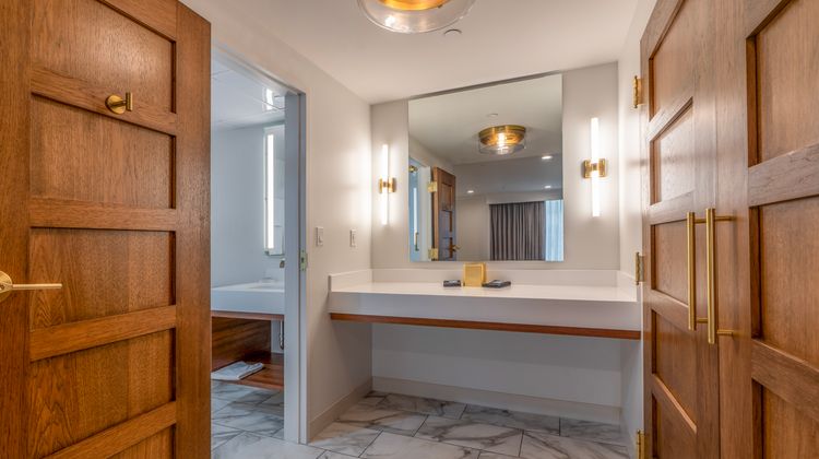 Holiday Inn New Orleans-Downtown Suite