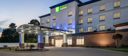 Holiday Inn Richmond Exterior