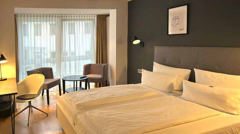 <b>Hotel Deutscher Kaiser Room</b>. Images powered by <a href="https://www.leonardoworldwide.com/" title="Leonardo Worldwide" target="_blank">Leonardo</a>.