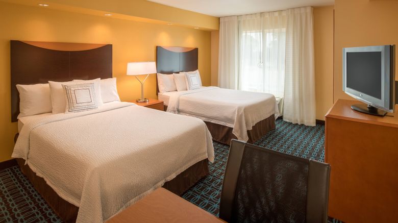 <b>Fairfield Inn & Suites Portland North Suite</b>. Images powered by <a href="https://www.leonardoworldwide.com/" title="Leonardo Worldwide" target="_blank">Leonardo</a>.