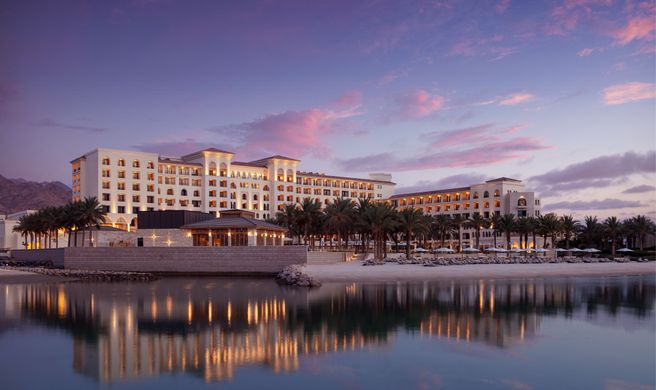 Al Qidra Hotel Exterior