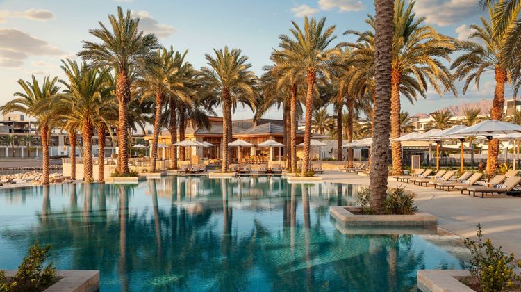 Al Qidra Hotel Pool