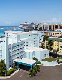 Courtyard Nassau Downtown/Junkanoo Beach