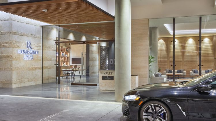 Renaissance Honolulu Hotel & Spa Exterior