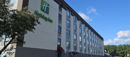 Holiday Inn Piscataway-Somerset Exterior