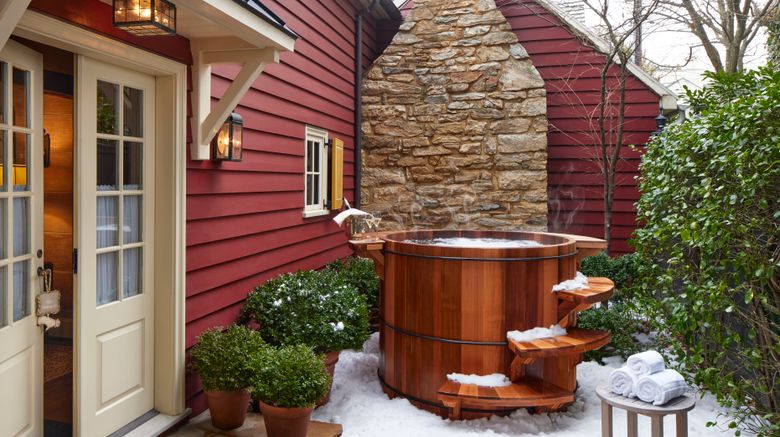 <b>The Inn at Little Washington Room</b>. Images powered by <a href="https://www.leonardoworldwide.com/" title="Leonardo Worldwide" target="_blank">Leonardo</a>.