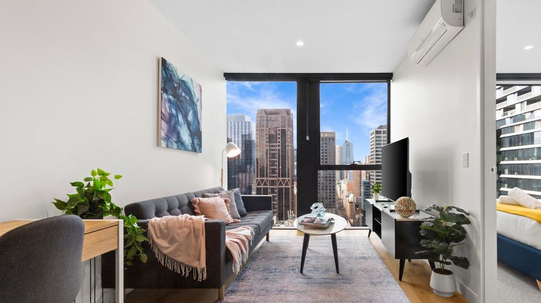 <b>Astra Apartments Melbourne CBD - Collins Room</b>. Images powered by <a href="https://www.leonardoworldwide.com/" title="Leonardo Worldwide" target="_blank">Leonardo</a>.