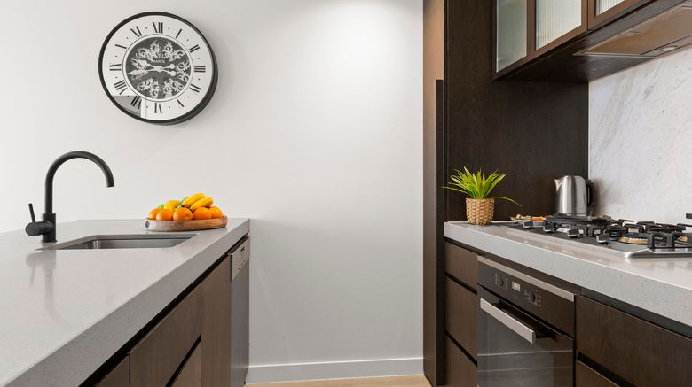 <b>Astra Apartments Melbourne CBD - Collins Room</b>. Images powered by <a href="https://www.leonardoworldwide.com/" title="Leonardo Worldwide" target="_blank">Leonardo</a>.