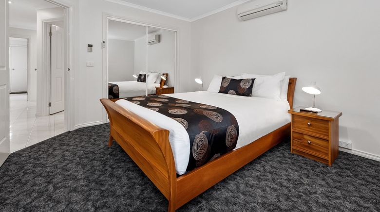 <b>Fawkner Suites & Apartments Room</b>. Images powered by <a href="https://www.leonardoworldwide.com/" title="Leonardo Worldwide" target="_blank">Leonardo</a>.