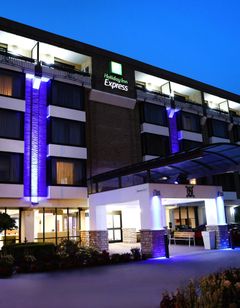 Holiday Inn Express-Detroit/Birmingham