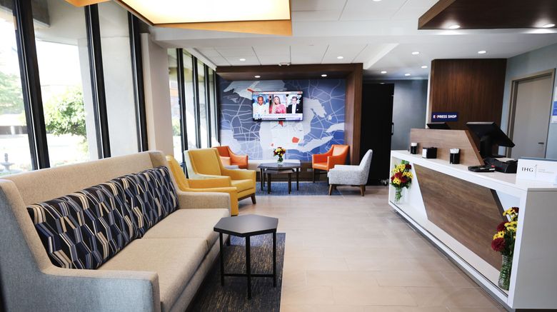 <b>Holiday Inn Express-Detroit/Birmingham Exterior</b>. Images powered by <a href="https://www.leonardoworldwide.com/" title="Leonardo Worldwide" target="_blank">Leonardo</a>.