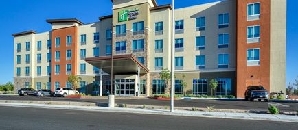 Holiday Inn Express & Suites China Lake Exterior