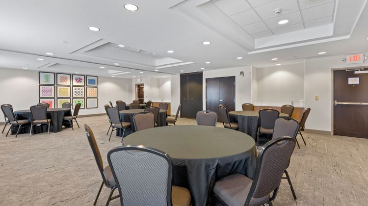 Holiday Inn Express Hotel & Suites Bixby Ballroom