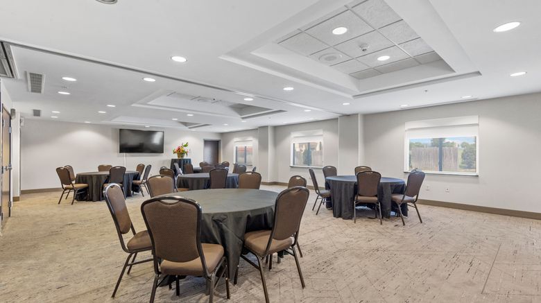 <b>Holiday Inn Express Hotel & Suites Bixby Ballroom</b>. Images powered by <a href="https://www.leonardoworldwide.com/" title="Leonardo Worldwide" target="_blank">Leonardo</a>.