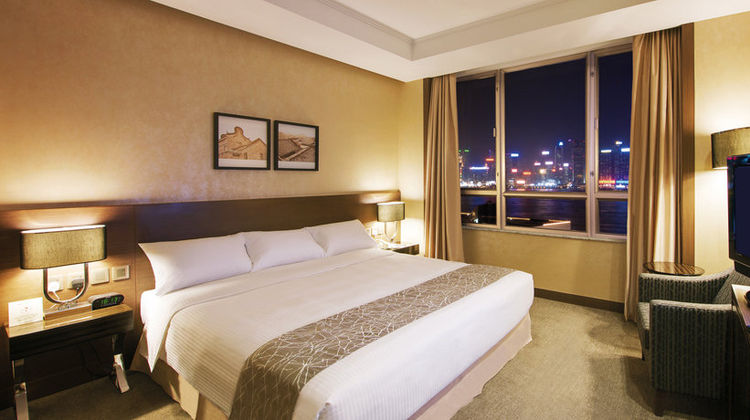 The Salisbury - YMCA of Hong Kong Suite