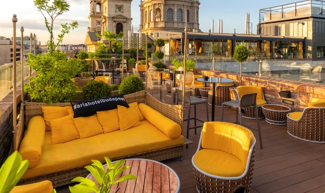 Aria Hotel Budapest Exterior