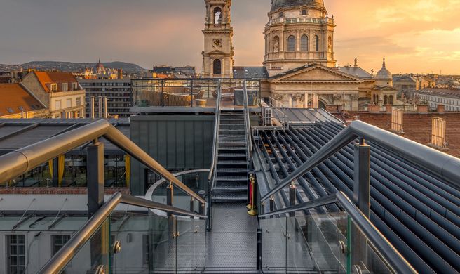 Aria Hotel Budapest Exterior