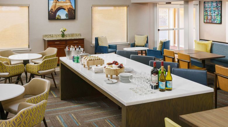 <b>Residence Inn Hartford Windsor Restaurant</b>. Images powered by <a href="https://www.leonardoworldwide.com/" title="Leonardo Worldwide" target="_blank">Leonardo</a>.