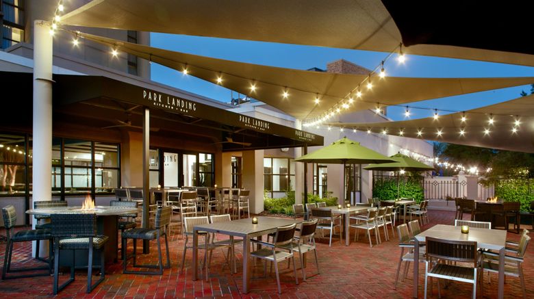 <b>Charlotte Marriott SouthPark Restaurant</b>. Images powered by <a href="https://www.leonardoworldwide.com/" title="Leonardo Worldwide" target="_blank">Leonardo</a>.