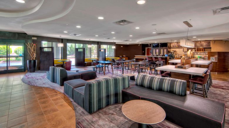 <b>Courtyard by Marriott Memphis Southaven Lobby</b>. Images powered by <a href="https://www.leonardoworldwide.com/" title="Leonardo Worldwide" target="_blank">Leonardo</a>.