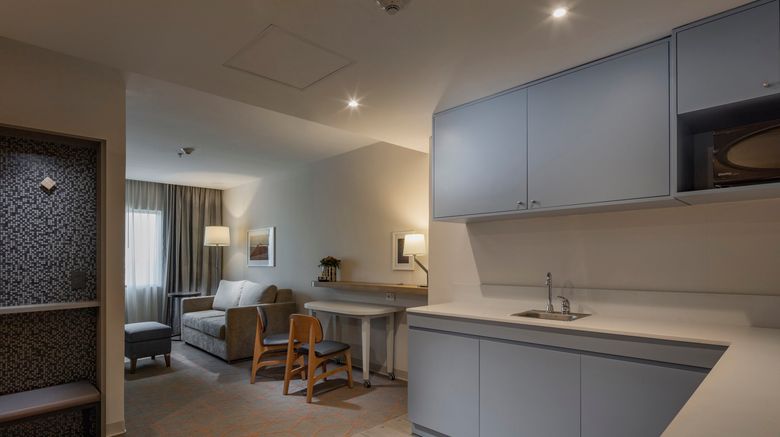 <b>Holiday Inn Suites Aguascalientes Suite</b>. Images powered by <a href="https://www.leonardoworldwide.com/" title="Leonardo Worldwide" target="_blank">Leonardo</a>.