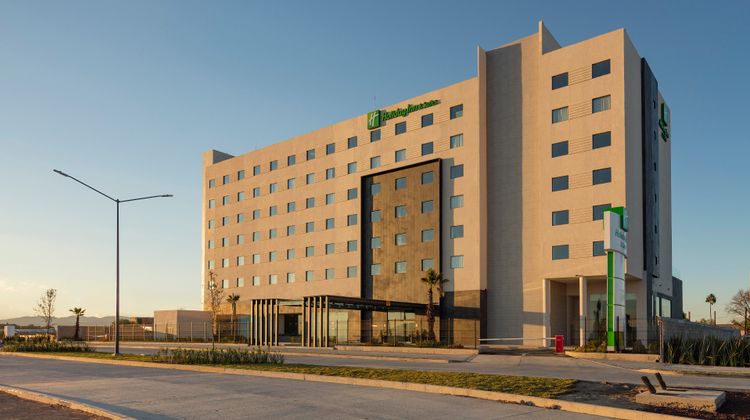 Holiday Inn Suites Aguascalientes Exterior