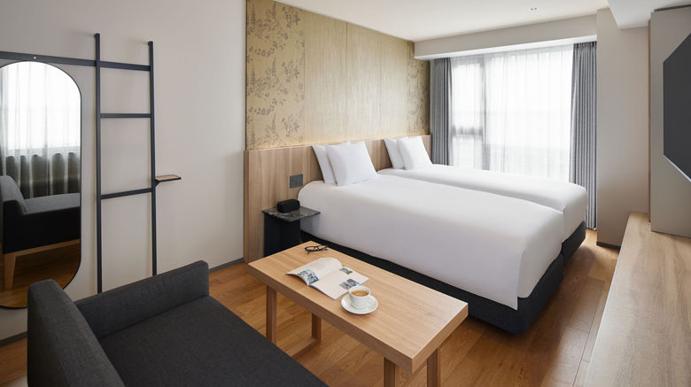 <b>Oakwood Hotel Oike Kyoto Room</b>. Images powered by <a href="https://www.leonardoworldwide.com/" title="Leonardo Worldwide" target="_blank">Leonardo</a>.